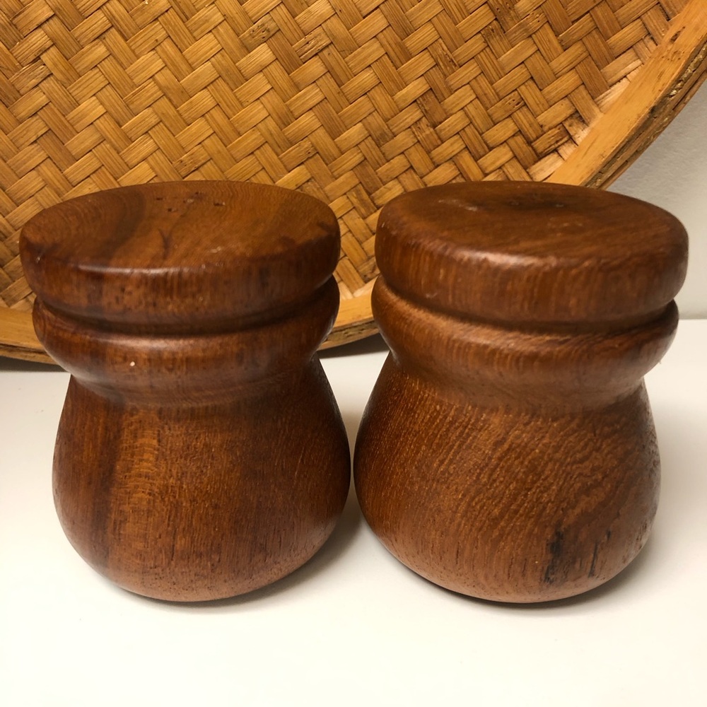 Vintage Teak Shapely Large Salt and Pepper Shakers 3.25” Tall Great MCM Look